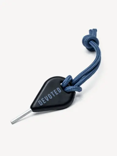 FIN KEY & LEASH STRING DEVOTED